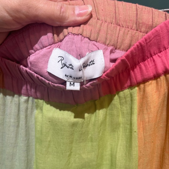 Amazing hand loomed 100% cotton skirt by Rujuta Sheth. - Picture 2 of 5